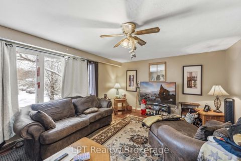 Photo 22 at 127 Kitchener Road, West Hill, Toronto