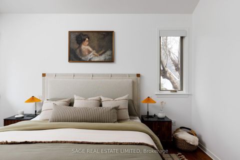 Photo 31 at 10 Walford Road, Kingsway South, Toronto