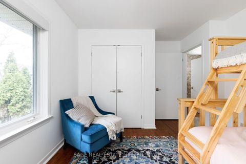 Photo 42 at 10 Walford Road, Kingsway South, Toronto