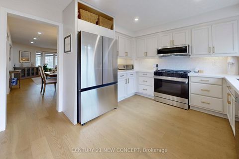 Photo 12 at 63 Beechbrooke Way, Aurora Highlands, Aurora