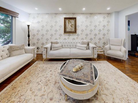 Photo 3 at 64 Colleen Street, Yorkhill, Vaughan