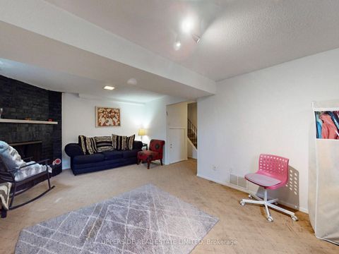 Photo 24 at 64 Colleen Street, Yorkhill, Vaughan