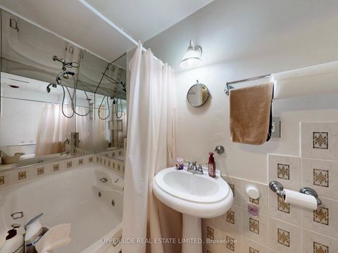 Photo 26 at 64 Colleen Street, Yorkhill, Vaughan