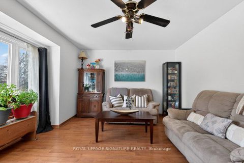 Photo 4 at 36 Ainsdale Road, Maryvale, Toronto