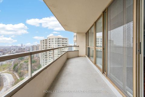 Photo 11 at 1918 - 3 Greystone Walk Drive, Kennedy Park, Toronto