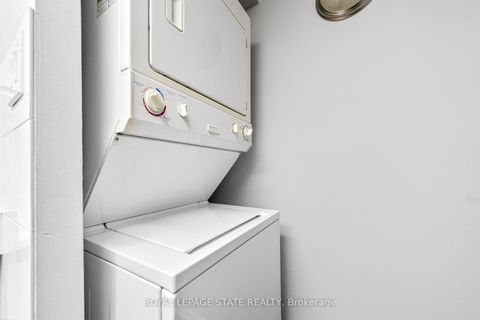 Photo 35 at 1918 - 3 Greystone Walk Drive, Kennedy Park, Toronto