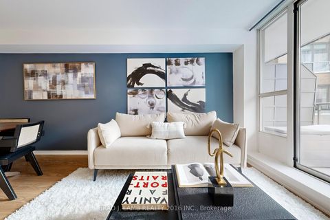 Photo 3 at 302 - 245 Davisville Avenue, Mount Pleasant West, Toronto