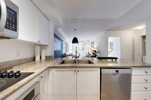 Photo 6 at 302 - 245 Davisville Avenue, Mount Pleasant West, Toronto