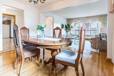 Photo 12 at 110 Arleta Avenue, Jane Heights, Toronto