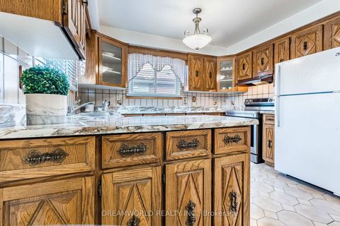 Photo 14 at 110 Arleta Avenue, Jane Heights, Toronto