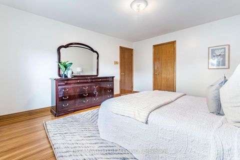 Photo 18 at 110 Arleta Avenue, Jane Heights, Toronto