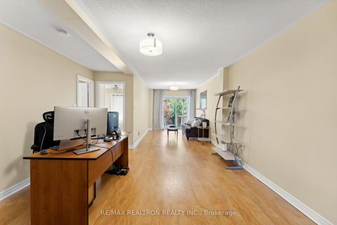 Photo 20 at 57 Littleriver Court, Patterson, Vaughan