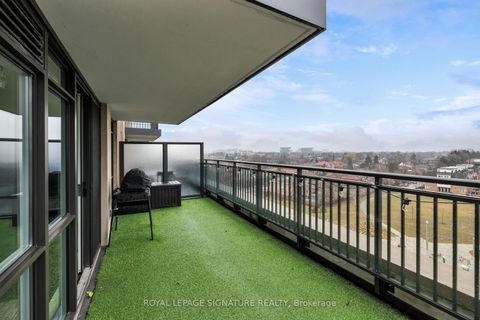 Photo 5 at 726 - 3091 Dufferin Street, Glen Park, Toronto