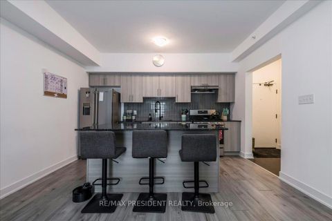 Photo 5 at 106 - 10 Culinary Lane, Rural Barrie Southeast, Barrie