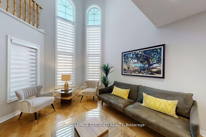 Photo 5 at 3898 Parkgate Drive, Lisgar, Mississauga