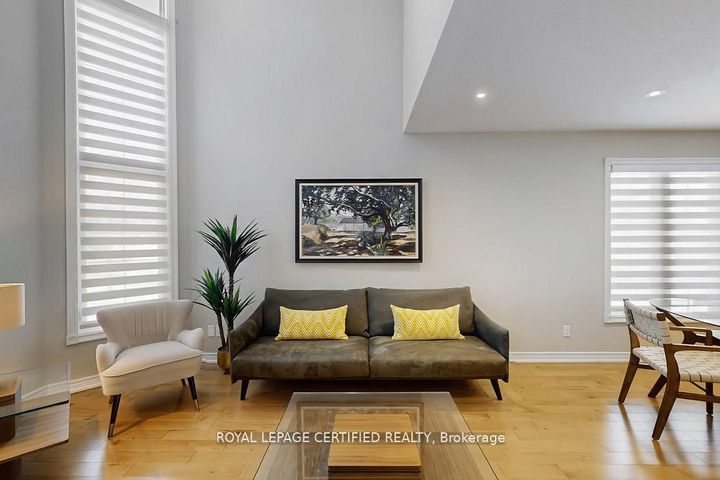 Photo 6 at 3898 Parkgate Drive, Lisgar, Mississauga