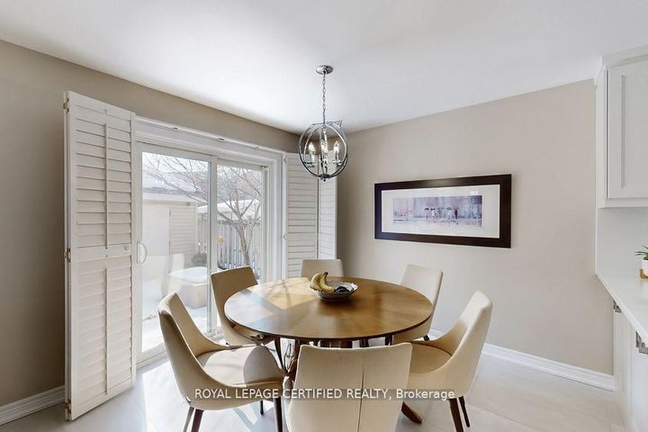 Photo 21 at 3898 Parkgate Drive, Lisgar, Mississauga