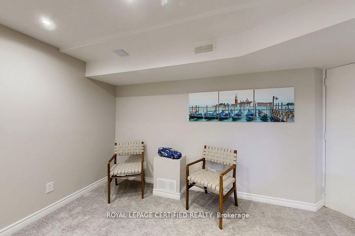 Photo 38 at 3898 Parkgate Drive, Lisgar, Mississauga