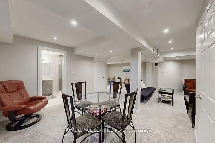 Photo 40 at 3898 Parkgate Drive, Lisgar, Mississauga