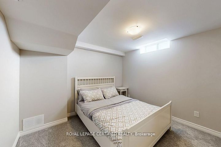 Photo 43 at 3898 Parkgate Drive, Lisgar, Mississauga