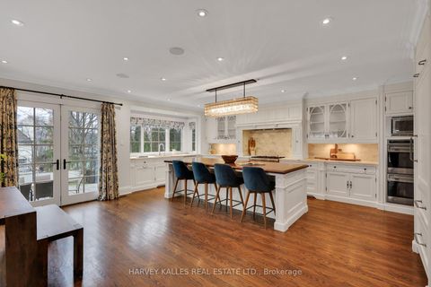 Photo 13 at 12 Killarney Road, Forest Hill South, Toronto