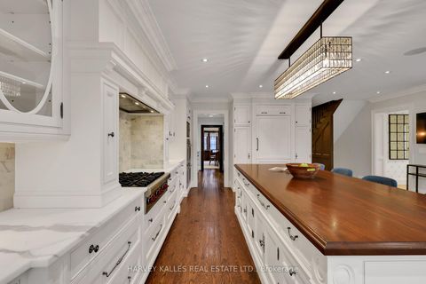 Photo 17 at 12 Killarney Road, Forest Hill South, Toronto