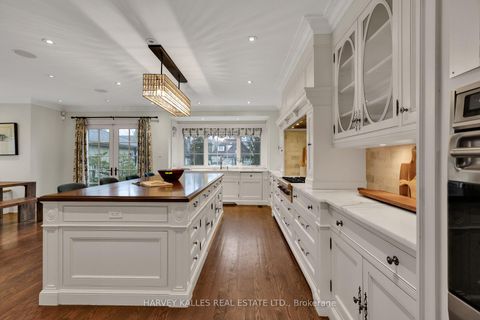 Photo 18 at 12 Killarney Road, Forest Hill South, Toronto