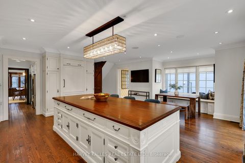 Photo 19 at 12 Killarney Road, Forest Hill South, Toronto