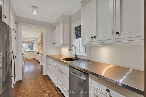 Photo 22 at 12 Killarney Road, Forest Hill South, Toronto