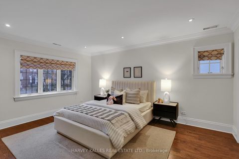 Photo 34 at 12 Killarney Road, Forest Hill South, Toronto