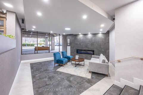 Photo 2 at #304 - 20 Edgecliff Golfway, Flemingdon Park, Toronto