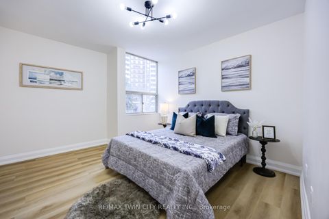 Photo 23 at #304 - 20 Edgecliff Golfway, Flemingdon Park, Toronto