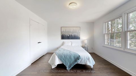 Photo 33 at 349 Banbury Road, Windfields, Toronto