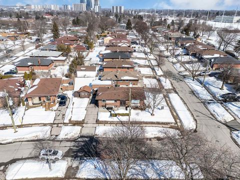 Photo 31 at 1 Deborah Drive, Woburn, Toronto