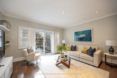 Photo 17 at 253 Broadway Avenue, Mount Pleasant East, Toronto