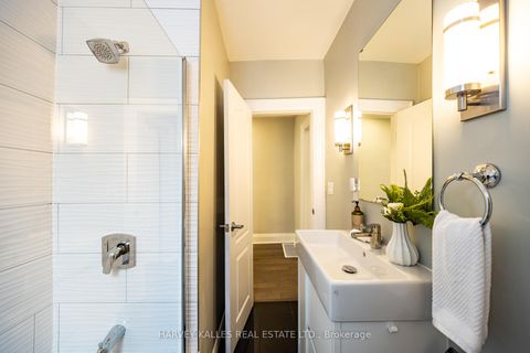 Photo 34 at 253 Broadway Avenue, Mount Pleasant East, Toronto