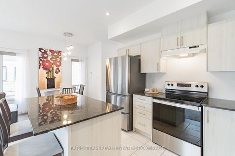 Photo 10 at 52 Fairlane Avenue, Painswick South, Barrie