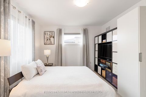 Photo 21 at 52 Fairlane Avenue, Painswick South, Barrie