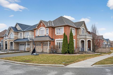 Photo 1 at 1 Heritage Estates Road, Patterson, Vaughan