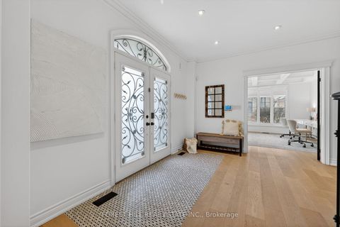 Photo 5 at 1 Heritage Estates Road, Patterson, Vaughan