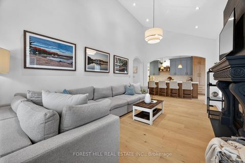 Photo 18 at 1 Heritage Estates Road, Patterson, Vaughan