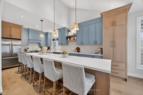 Photo 19 at 1 Heritage Estates Road, Patterson, Vaughan