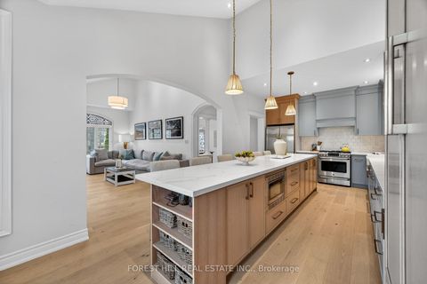 Photo 22 at 1 Heritage Estates Road, Patterson, Vaughan