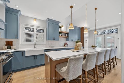 Photo 24 at 1 Heritage Estates Road, Patterson, Vaughan