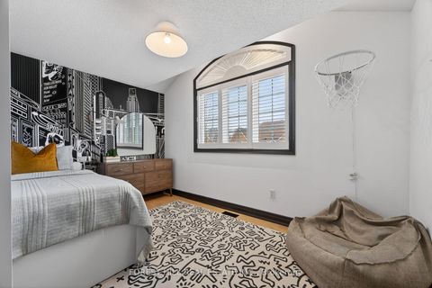 Photo 26 at 1 Heritage Estates Road, Patterson, Vaughan