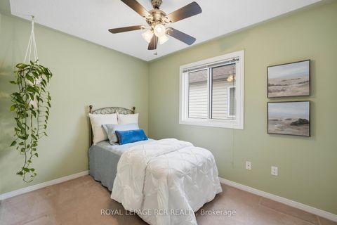 Photo 21 at 437 Heddle Crescent, Wyndham, Newmarket