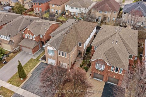 Photo 32 at 437 Heddle Crescent, Wyndham, Newmarket