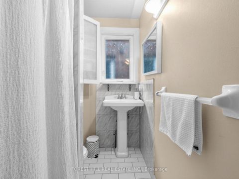 Photo 11 at 274 St Clarens Avenue, Dufferin Grove, Toronto