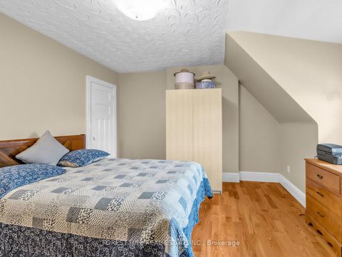 Photo 18 at 274 St Clarens Avenue, Dufferin Grove, Toronto
