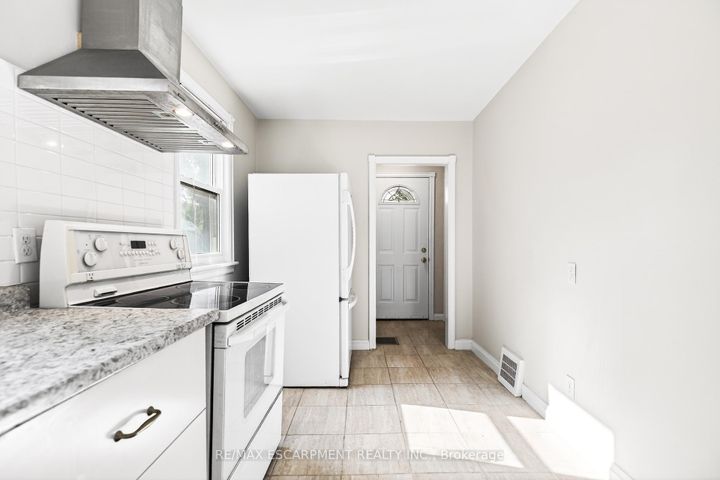 Photo 8 at 269 Queensdale Avenue E, Inch Park, Hamilton